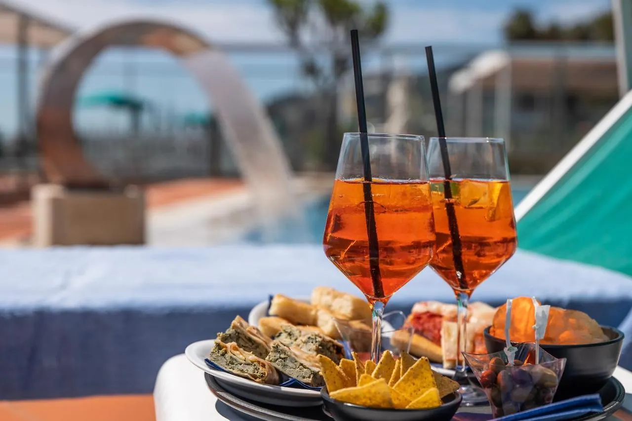 דיאנו מרינה Hotel Bellevue Et Mediterranee 4*, דיאנו מרינה איטליה