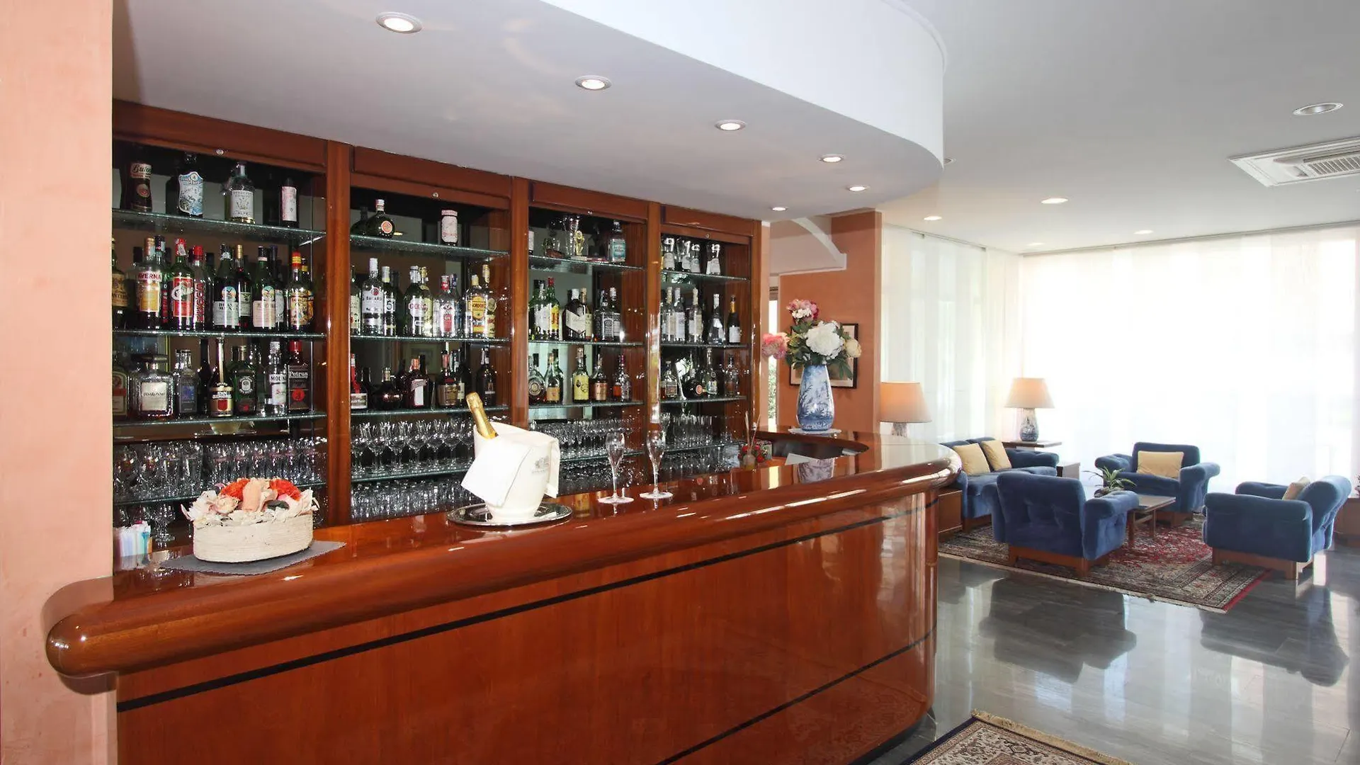 דיאנו מרינה Hotel Bellevue Et Mediterranee 4*, דיאנו מרינה איטליה